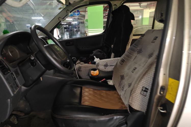 Used Jinbei Express 2017 2.0L Standard Version V19
