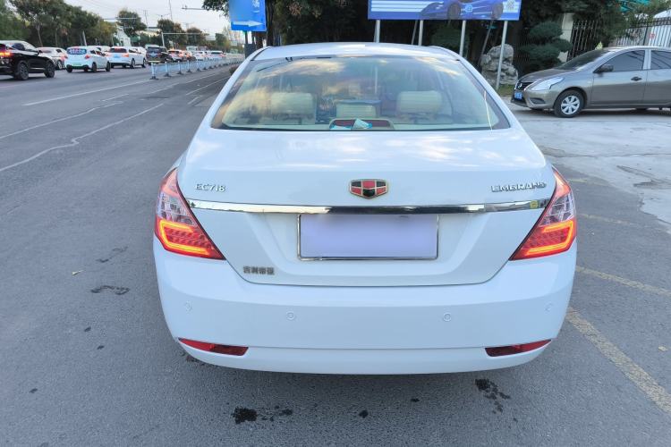 Used Geely Auto Classic Emgrand 2013 Sedan 1.8L CVT Prestige Model
