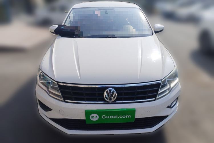 Used Volkswagen Jetta 2017 1.4L Manual Fashion Edition