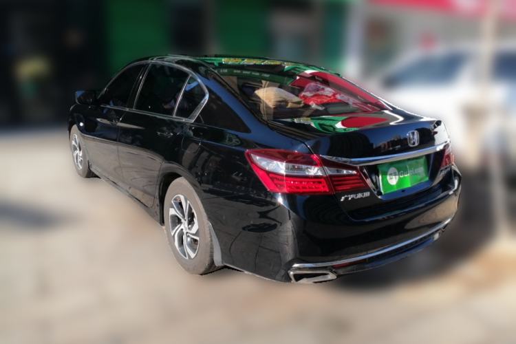 Used Honda Accord 2016 2.0L Comfort Edition Rear Left 45 Deg