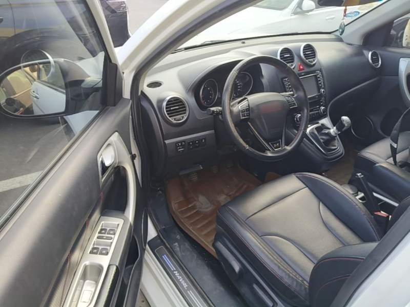 Used Haval H6 2015 Upgraded Model 1.5T Manual Two-Wheel Drive Elite Version — 17