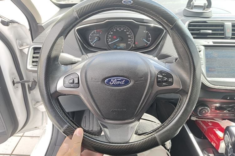 Used Ford Escort 2017 Happiness Edition 1.5L Automatic Fashion Version