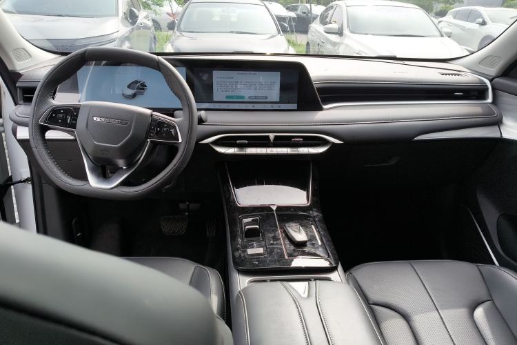 Used Venucia V DD-i 2025 Orca 150km Joyful Journey Edition
