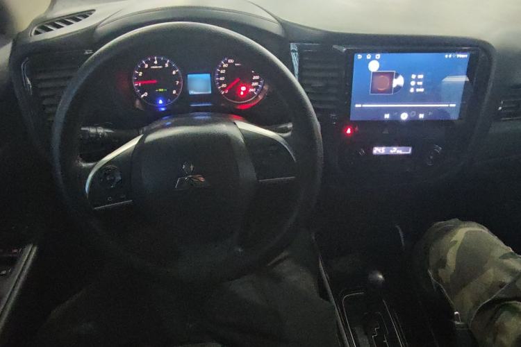 Used Mitsubishi Outlander 2021 Revised Version 2.0L Two-Wheel Drive Comfort Edition 5 Seats