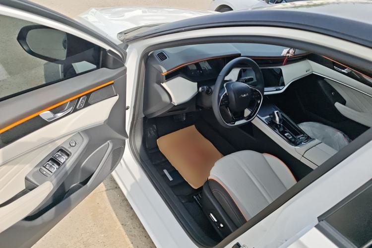 Used Dongfeng Aeolus Yixuan MAX 2021 1.5T Super Cool Trendy Dad Edition Driver Seat