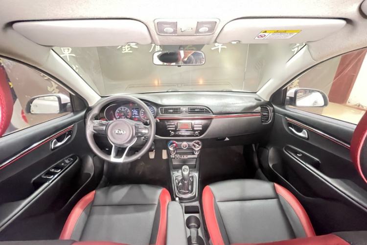 Used Kia KX Cross 2017 1.4L MT GLS
