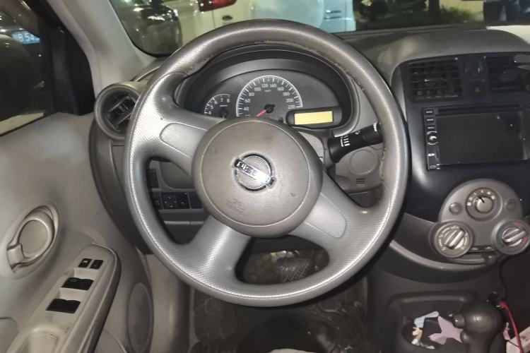 Used Nissan Sunny 2011 1.5XE CVT Comfort Edition Steering Wheel