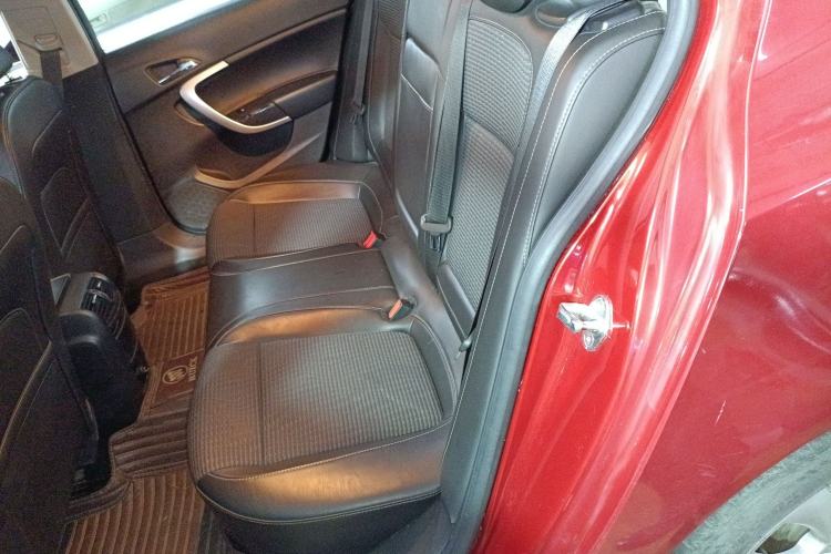 Used Buick Regal 2015 1.6T Leading Technology Model Left Rear Seat