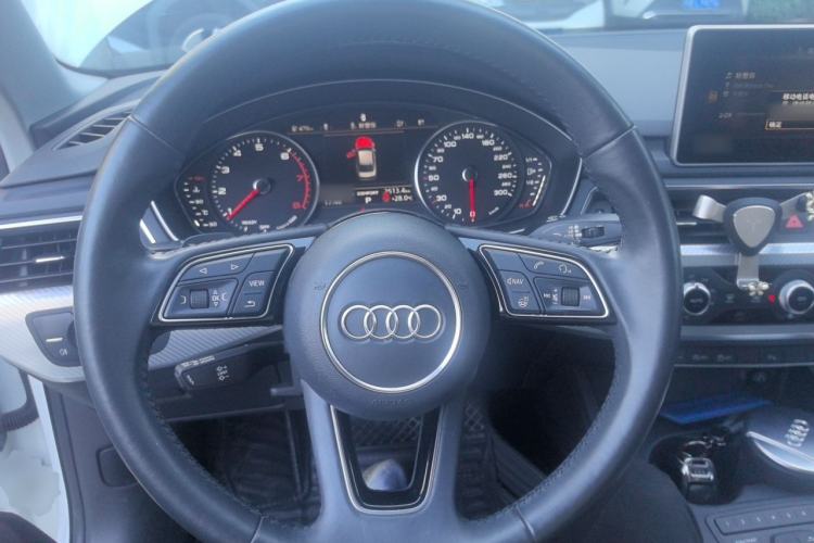 Used Audi A4L 2017 40 TFSI Ambition Edition