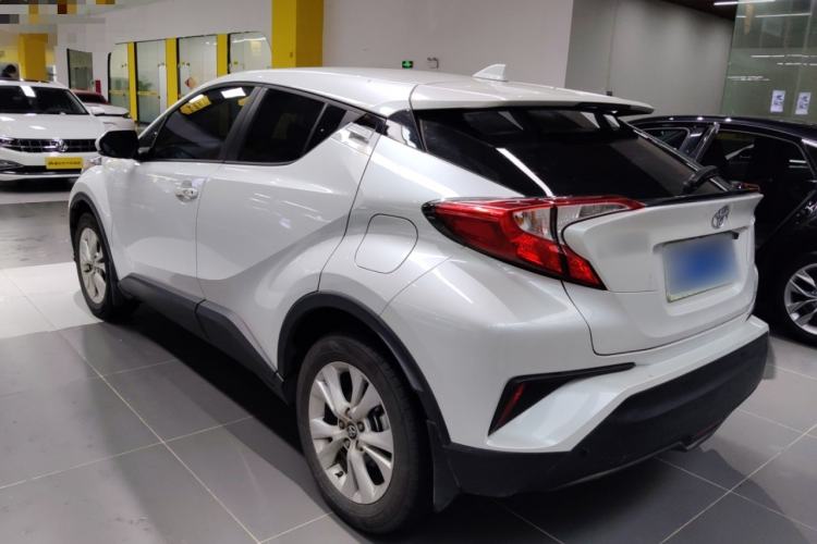 Used Toyota IZOA 2021 2.0L Enjoy Edition