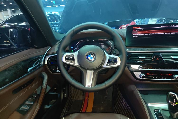 Used BMW 5 Series 2022 525Li M Sport Package