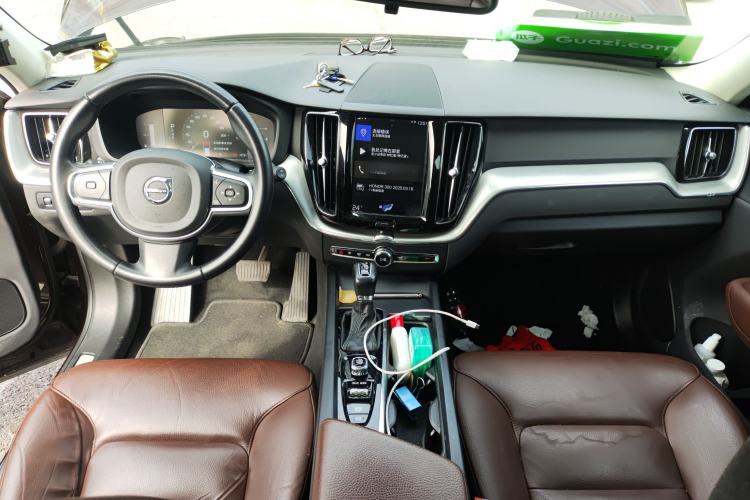 Used Volvo XC60 2019 T5 4x4 Smart Edition China VI Standard