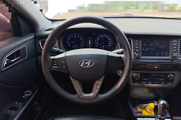 Used Hyundai Mistra 2016 1.8L Automatic Smart GLS Steering Wheel