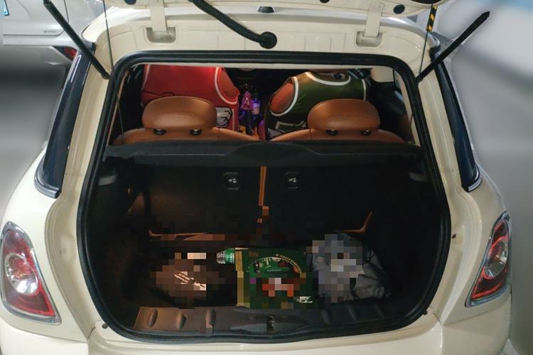 Used MINI 2011 1.6L ONE
