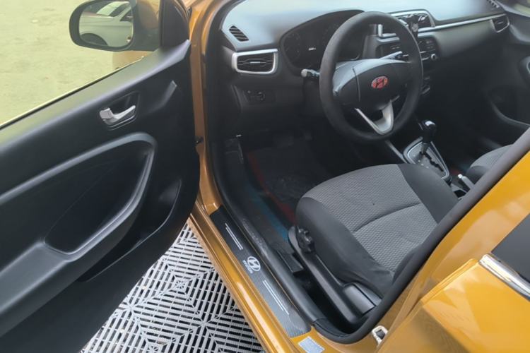 Used Hyundai Verna (older generation) 2017 1.4L Automatic YueXiang Edition China V-standard