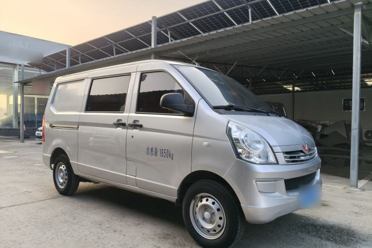 Used Wuling Rongguang S 2021 1.2L Base Model Window-Sealed 5-Seat LSI Car
