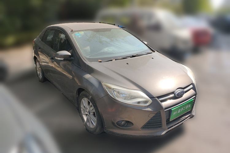 Used Ford Focus 2012 Sedan 1.6L Manual Comfort Model Front Right 45 Deg