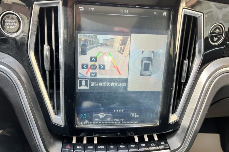 Used Zotye T700 2017 1.8T Dual-Clutch Prestige Model
