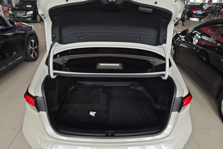 Used Toyota Levin 2019 185T CVT Luxury Edition China VI Standard Trunk