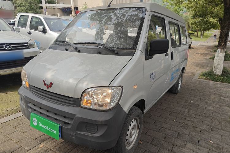 Used Wuling Zhiguang 2023 1.5L Practical Version 5/7 Seats