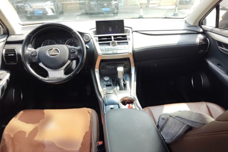 Used Lexus NX 2015 200 Front-Wheel Drive X-Trail SE Edition Center Console