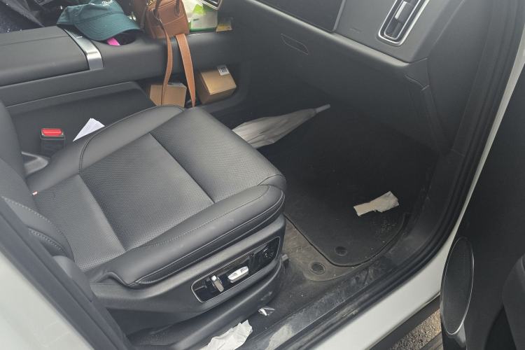 Used Li Auto L7 2024 Ultra Model Interior 1