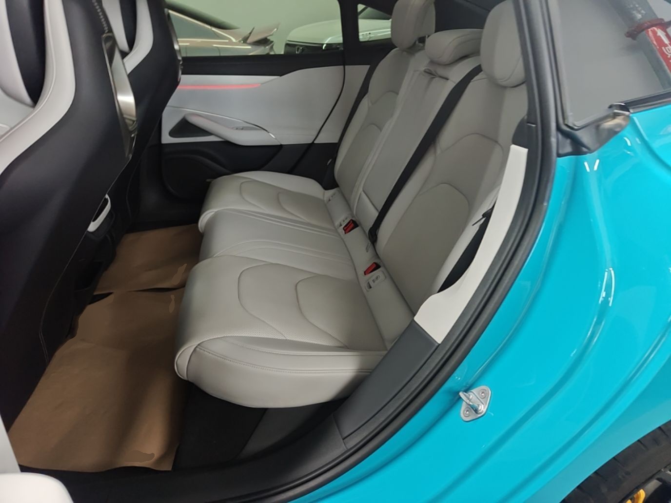 Xiaomi Auto SU7 2024 Four-Wheel Drive Ultra-Long Range Advanced Intelligent Driving Max Edition — снимка 20