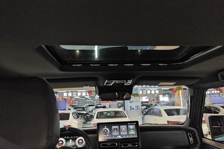 Used 212 T01 2025 2.0T Changfeng
