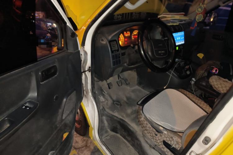 Used Jinbei Express 2018 2.0L Standard Version V19
