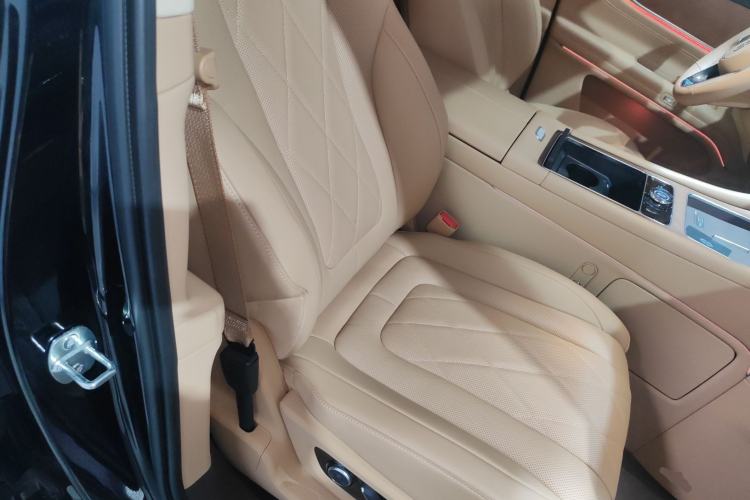 Used Hima AITO M9 2024 Range-Extended Ultra Version 42 kWh 6-Seater Model