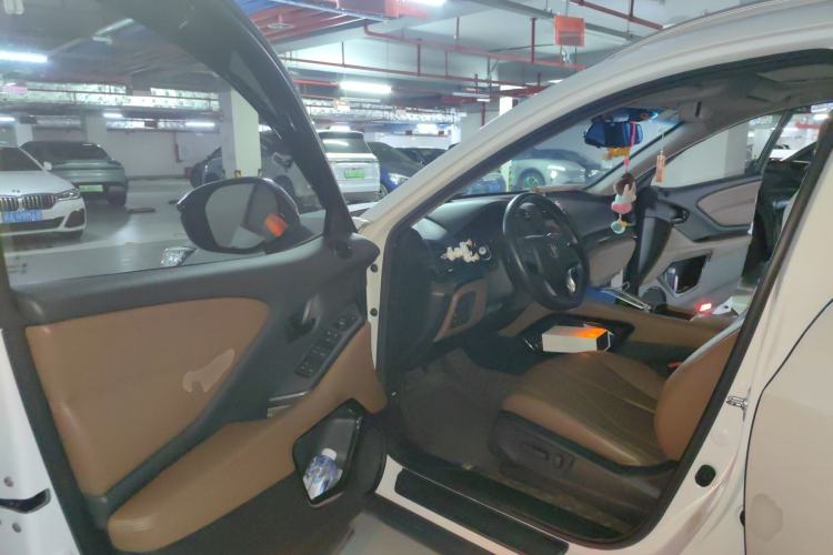 Used Acura CDX 2016 1.5T Two-Wheel Drive Deluxe Edition
