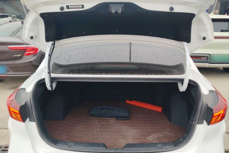 Used Changan Eado New Energy 2022 EV460 Smart Ride-Hailing Edition – Lithium Iron Phosphate