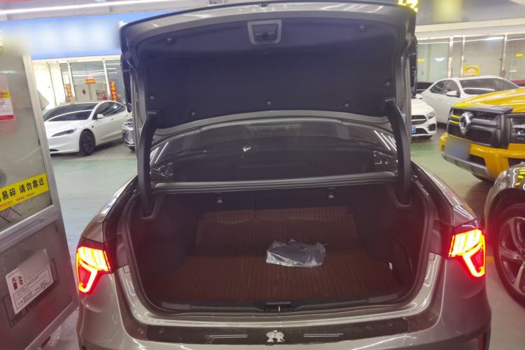 Used Lynk & Co 03 2021 1.5TD DCT Jing Champion Edition Trunk