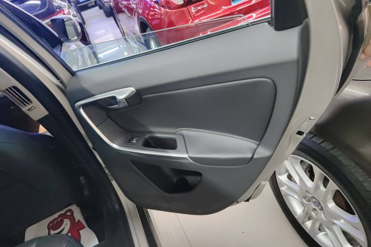 Used Volvo XC60 2017 T5 Smart Upgrade Edition
