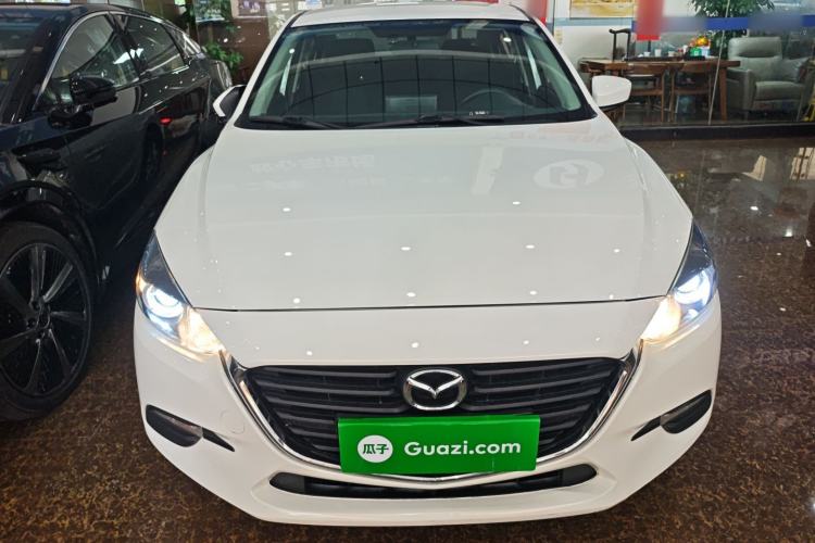 Used Mazda 3 Axela 2017 Sedan 1.5L Automatic Comfort Model China VI Standard Front