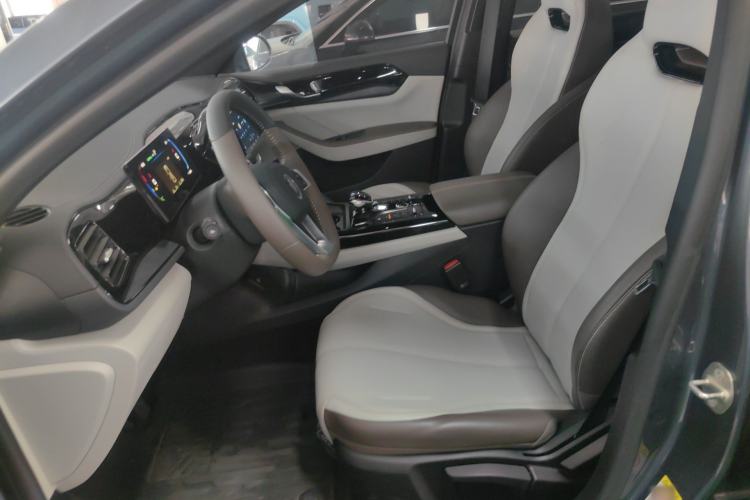 Used BYD Qin PLUS 2024 HONOR Edition DM-i 55KM Leading Model Left Front Seat