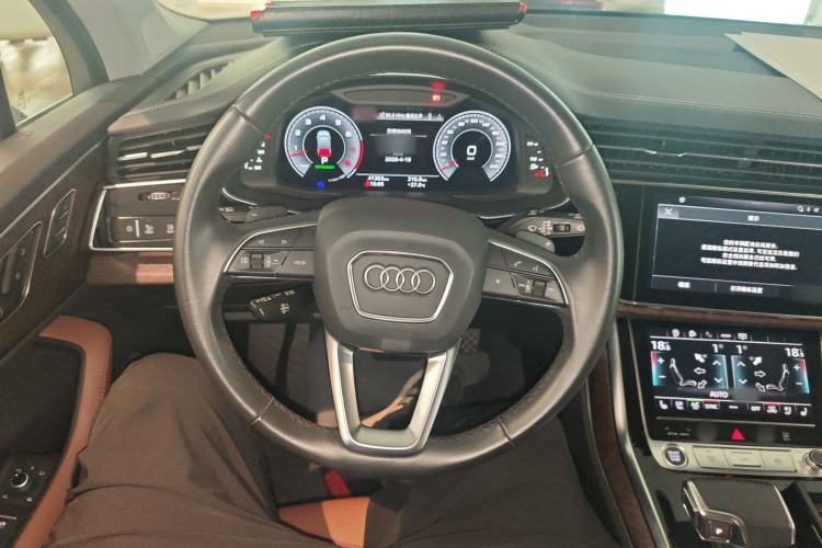 Used Audi Q7 2023 55 TFSI quattro S line Sport Edition
