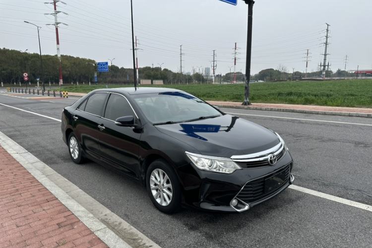 Used Toyota Camry 2016 2.0G 10th Anniversary Leading Edition
