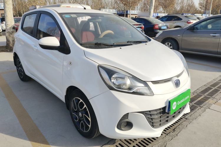 Used CHANGAN Benni 2015 1.4L IMT Luxury Model China IV
