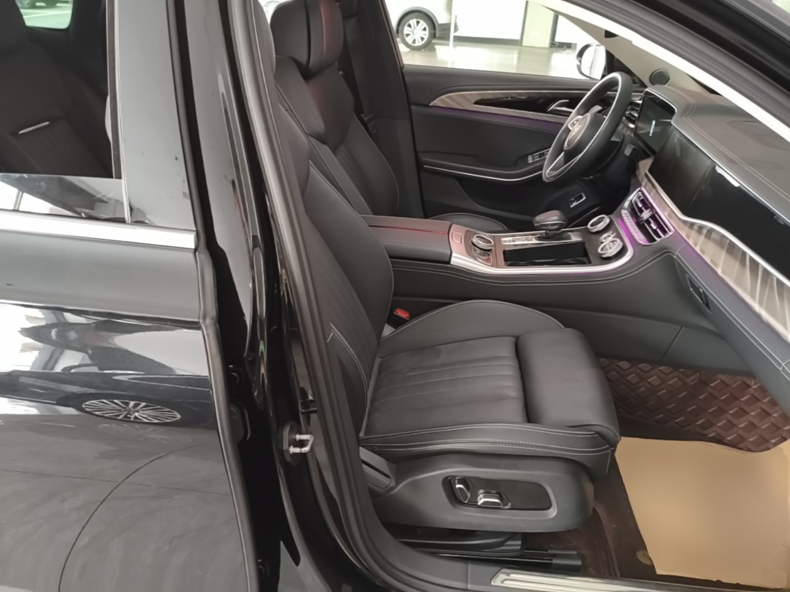 Hongqi H9 2022 2.0T Smart Connect Flagship Edition - Chinese Trim Xiang — снимка 19