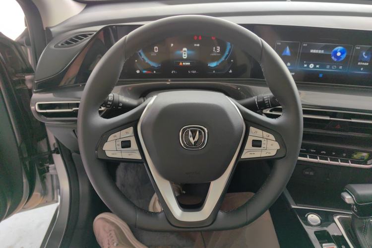 Used CHANGAN Eado 2020 PLUS 1.6L GDI Automatic Luxury Model Steering Wheel