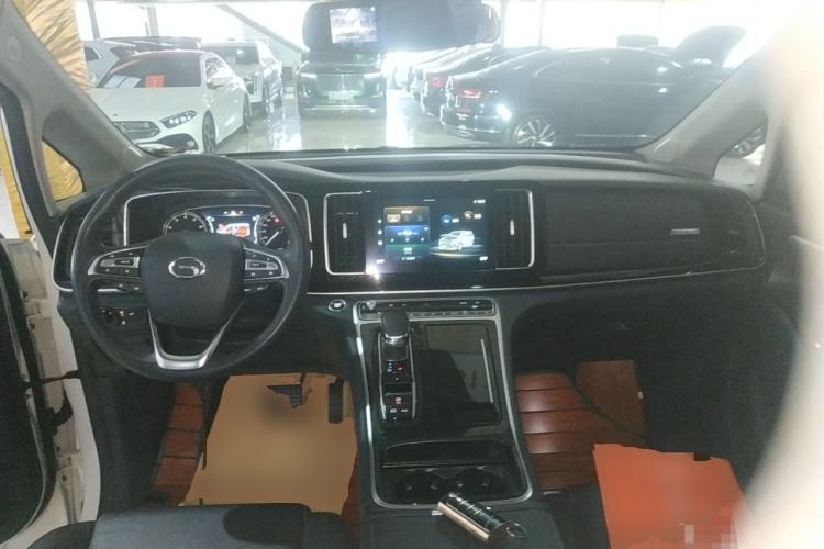 Used GAC Trumpchi M8 2021 Lingxiu Series 390T Deluxe Edition Center Console