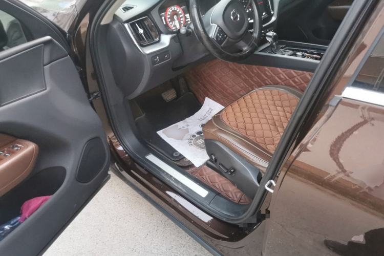 Used Volvo XC60 2020 T5 4x4 Zhiyi Luxury Edition