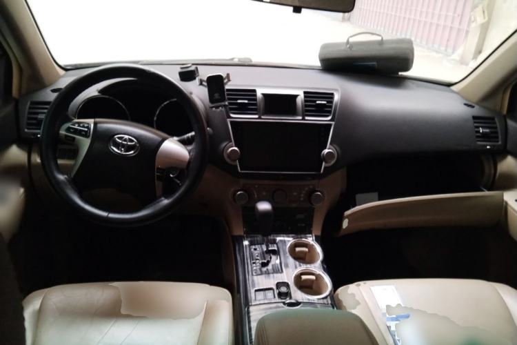 Used Toyota Highlander 2012 2.7L Two-Wheel Drive 5-Seater Sport Edition