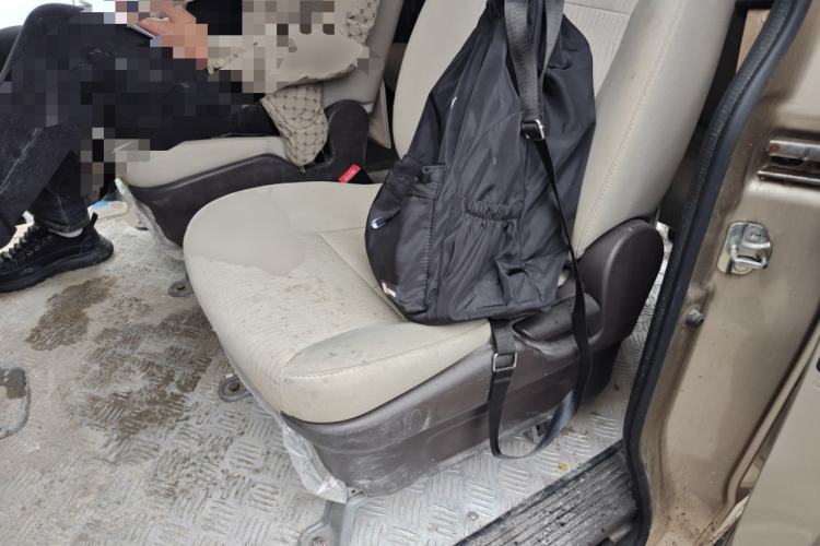 Used Wuling Hongguang V 2022 1.5L Jingqu Edition Electric-Assist LAR