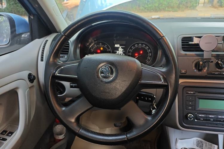 Used Skoda Fabia 2014 1.4L Manual Jingling Edition
