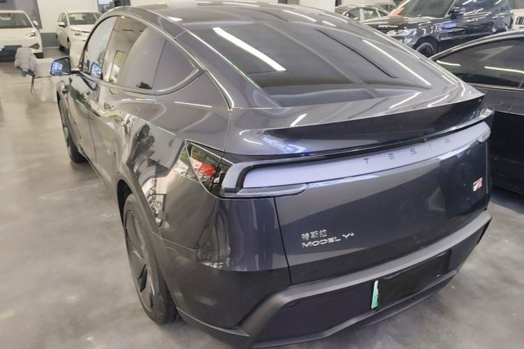 Used Tesla Model Y 2025 Long-Range All-Wheel Drive First Edition