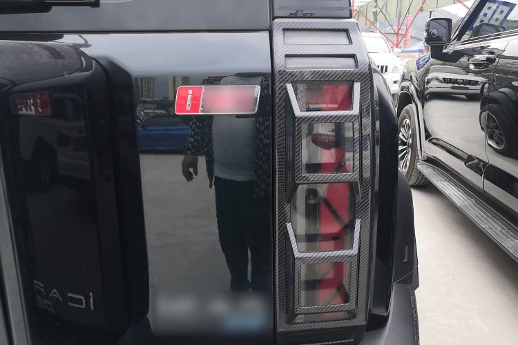 Used iCAR 03 2024 501km Four-wheel Drive Long-Range Advanced Version Right Rear Taillight