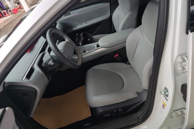 Used XPeng MONA M03 2025 600 with Ultra-Long Range Max Left Front Seat