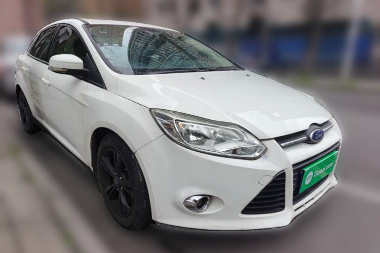 Used Ford Focus 2012 Sedan 1.6L Automatic Fashion Edition
